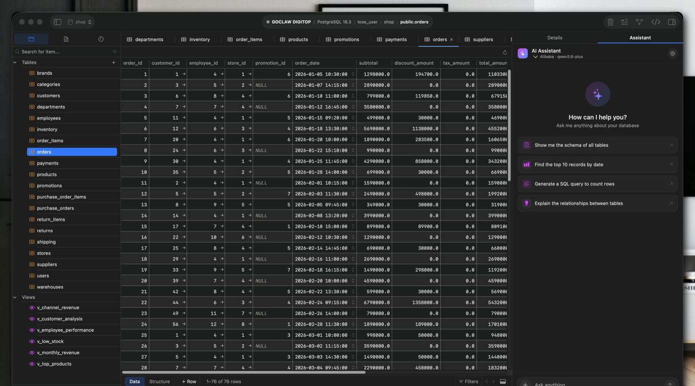 DB Plus desktop window with schema sidebar, data grid, and AI assistant